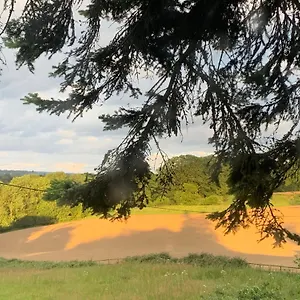  Hébergement de vacances Les Ercuries France